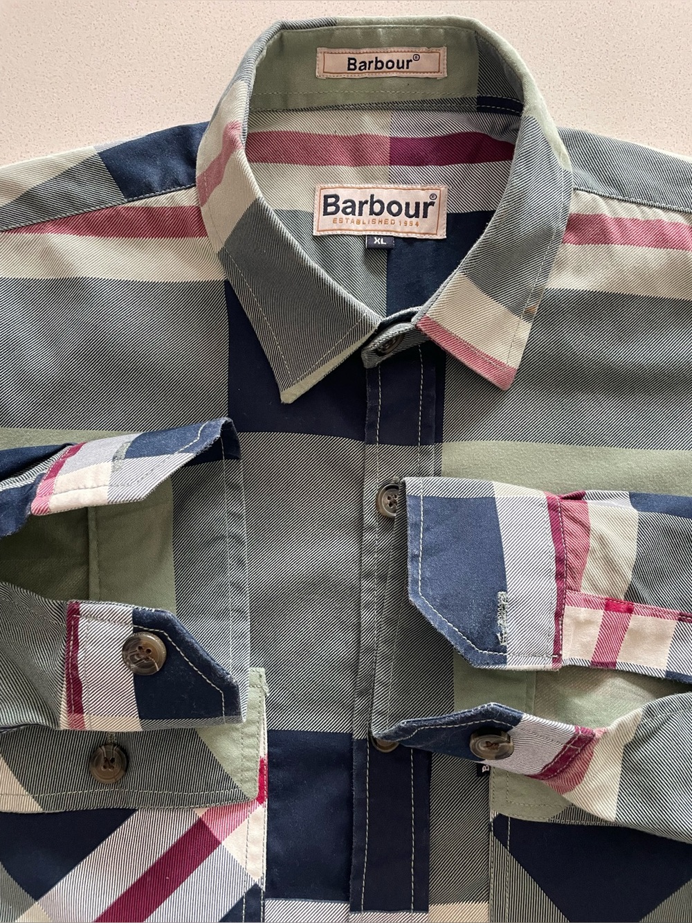 Barbour - all cotton button up shirt Size XL